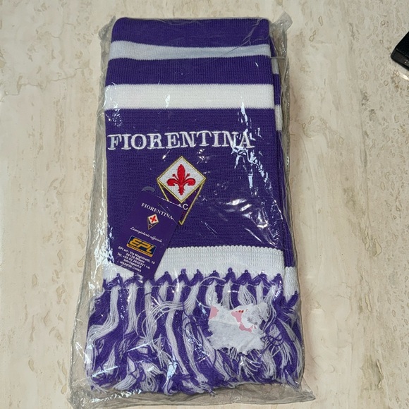 New in bag ACF Florentino (Florence) scarf - Picture 1 of 1